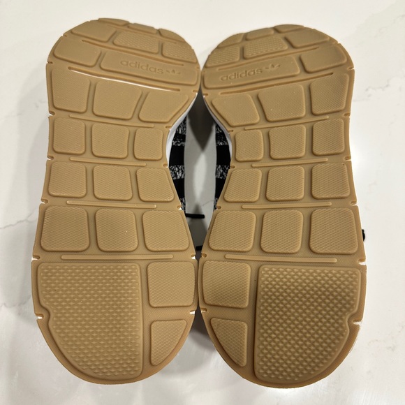 Adidas Swift Run X - Picture 6 of 6